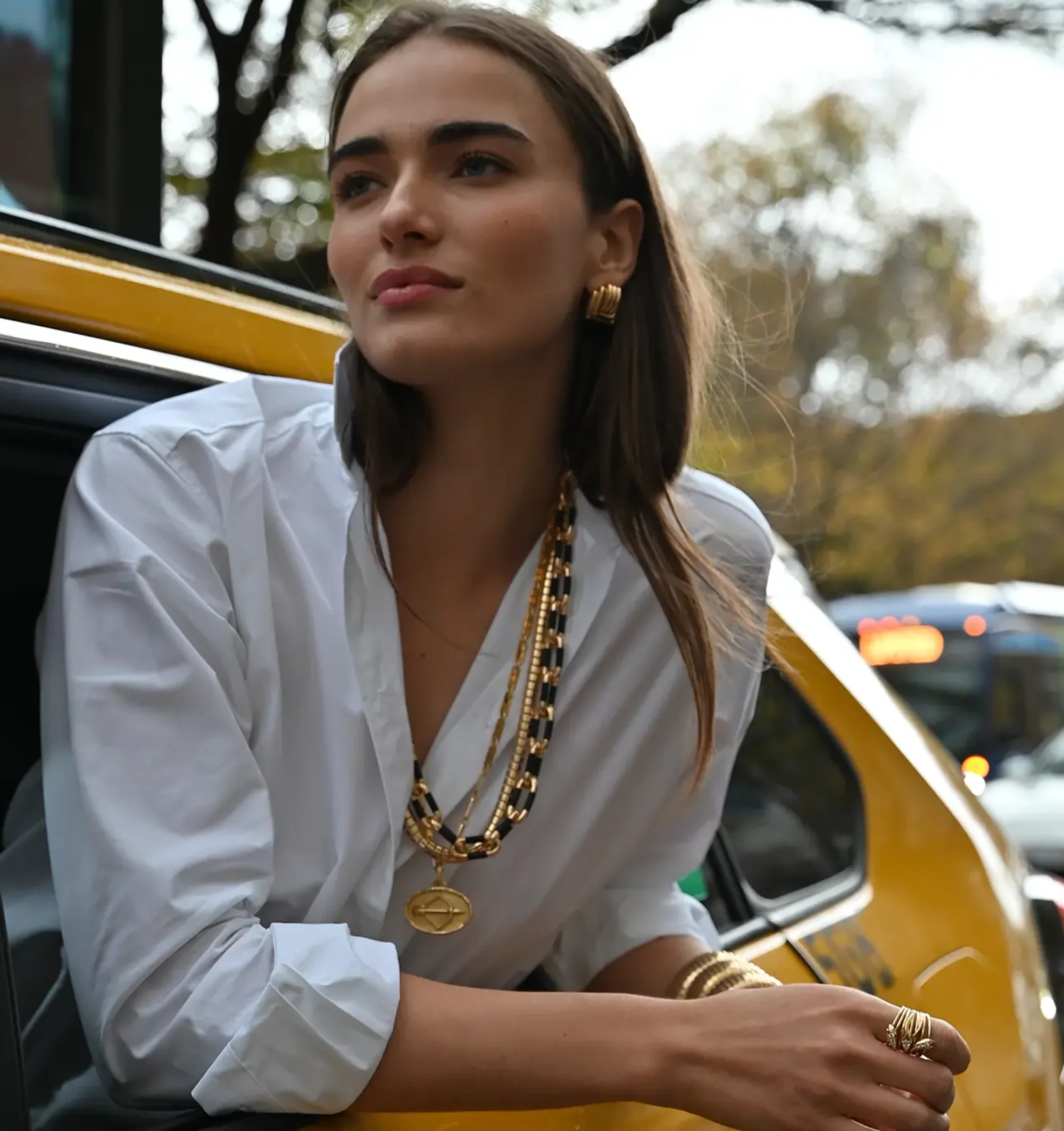 Image 2 of 3 - GOLD - SIDNEY GARBER Tab Chain Necklace featuring interconnected rectangles. 18k Yellow Gold. 27 Inches Long. 