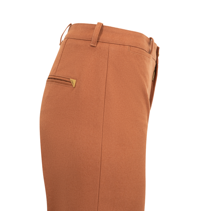 Image 3 of 3 - BROWN - CHLOE High-Rise Flared Tailored Pants in organic cotton canvas featuring front zipper, piped front back pockets, belt loops, a gold-tone Horse Medal button and a Chlo logo triangle at the back. 100% cotton.