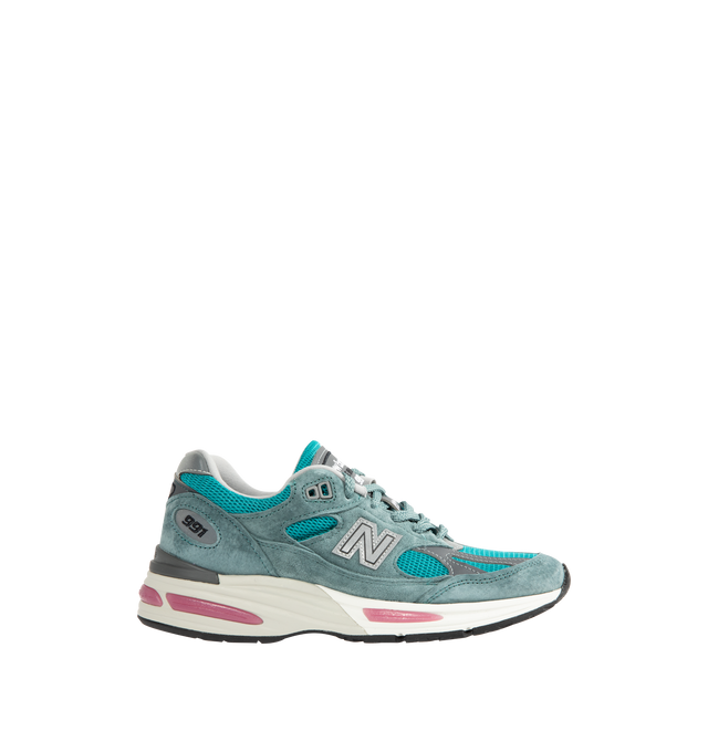 Image 1 of 5 - GREEN - NEW BALANCE Made in UK 991v2 Sneaker featuring FuelCell foam, ENCAP midsole cushioning, semi-translucent ABZORB SBS pods, N logo features debossed line details, reflective details, embroidered v2 tongue branding, mesh upper and pigsuede and synthetic overlays.