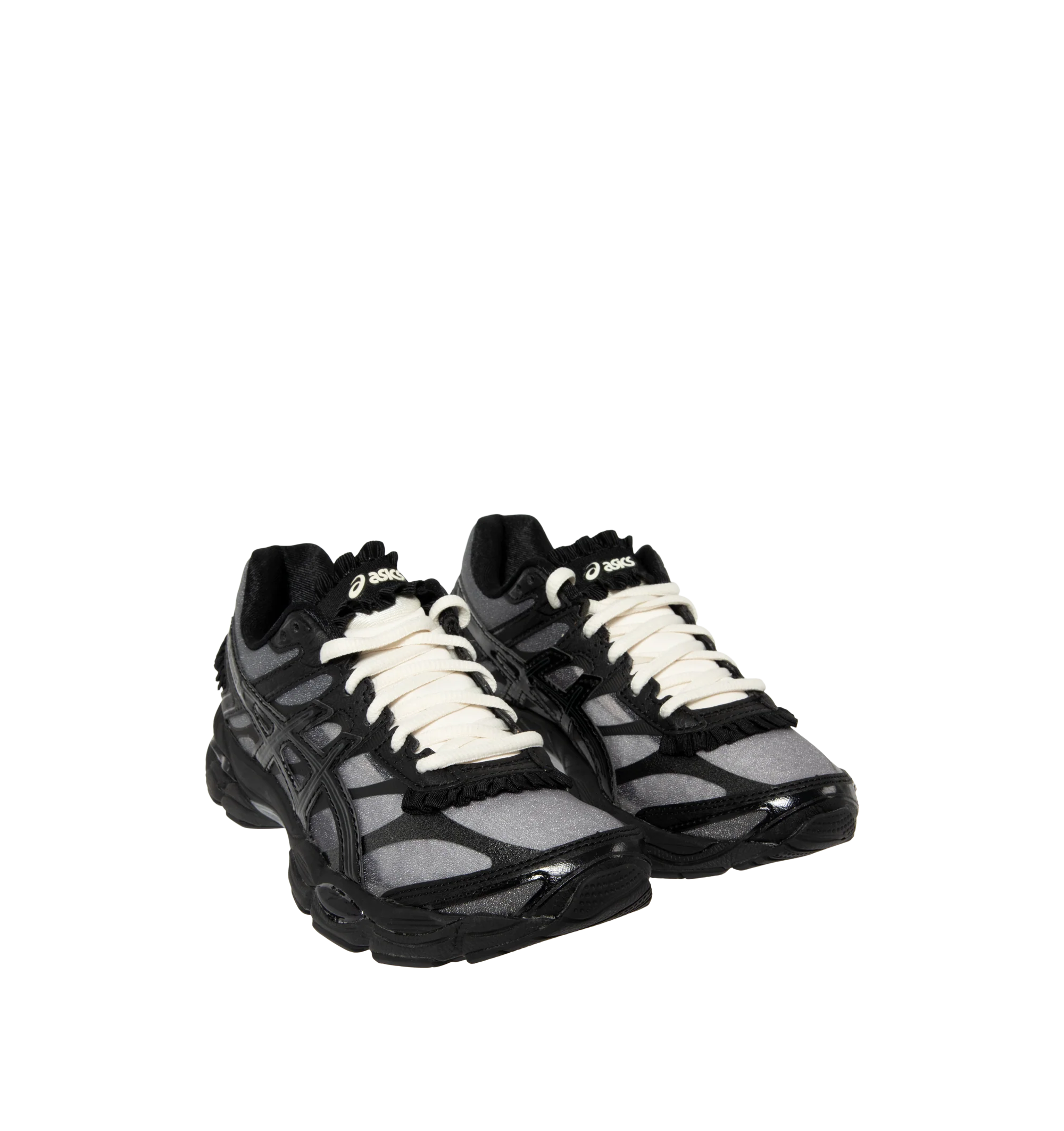 Image 2 of 5 - BLACK - Asics Men's Gel-Cumulus 16 Sneakers feature a synthetic upper with seamless paneling and synthetic leather overlays for a streamlined, supportive fit. Inspired by the brand's iconic 2010s running silhouette, these lifestyle sneakers combine dual GEL cushioning and a FLUIDRIDE midsole for lightweight comfort, responsive cushioning, and everyday wear. Main Material: Synthetic. Sole: Rubber.