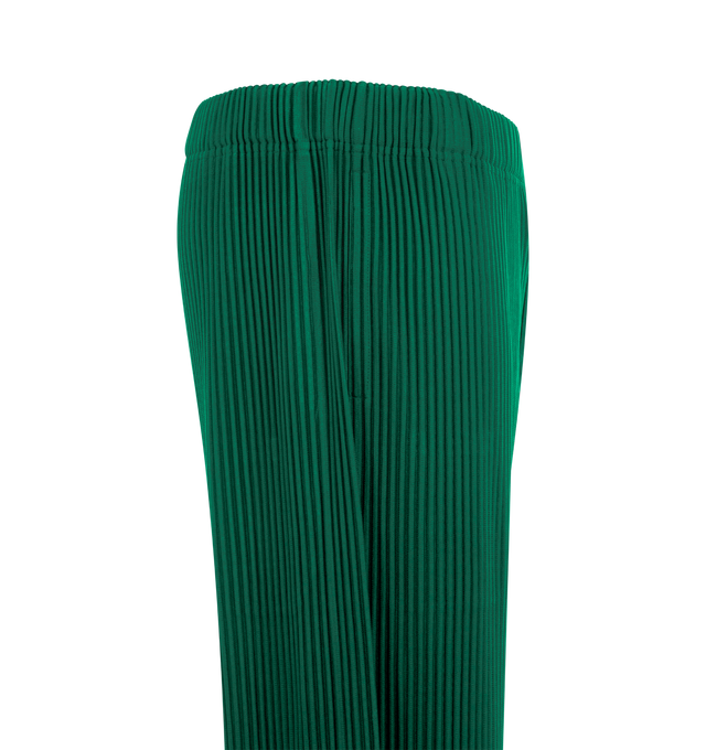 Image 3 of 3 - GREEN - ISSEY MIYAKE Pant featuring mid-length, quick-drying property, relaxed fit, pleats throughout, pockets on both sides, a drawcord at the waist and a button-fly design. 100% polyester. Made In The Philippines.
