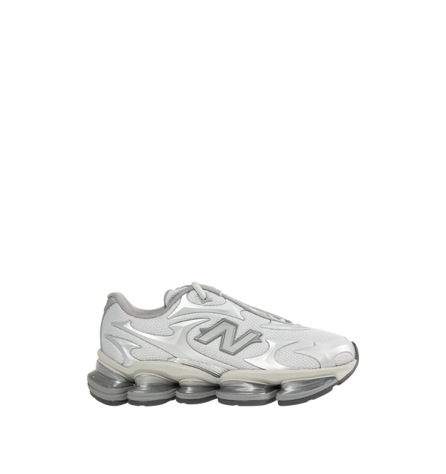 Image 1 of 5 - GREY - NEW BALANCE 2000 Sneaker featuring mesh upper with printed overlay patterns, full-length ABZORB sole unit combines ABZORB cushioning and ABZORB SBS pods, segmented sole unit with a Stability Web shank, printed N branding and sculpted midsole details.