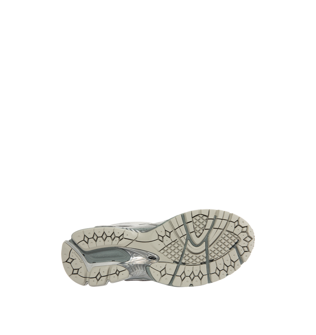 Image 4 of 5 - GREY - NEW BALANCE 2002DX Sneaker featuring soft French terry fabric, ABZORB midsole, ABZORB SBS heel cushioning, N-ergy technology for superior shock absorption, atability Web outsole technology and GORE-TEX waterproof fabric.