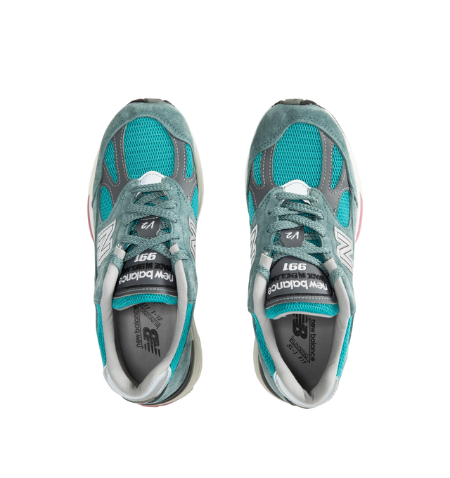 Image 5 of 5 - GREEN - NEW BALANCE Made in UK 991v2 Sneaker featuring FuelCell foam, ENCAP midsole cushioning, semi-translucent ABZORB SBS pods, N logo features debossed line details, reflective details, embroidered v2 tongue branding, mesh upper and pigsuede and synthetic overlays.