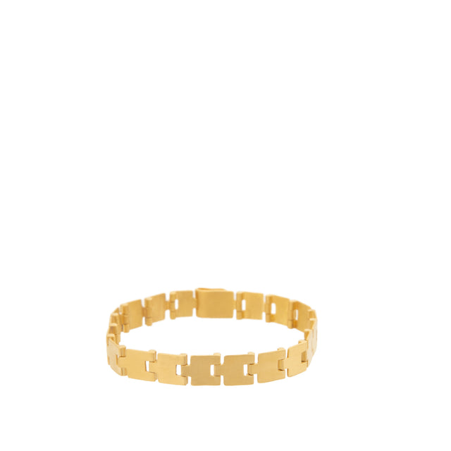 Image 1 of 1 - GOLD - ELI HALILI Link Bracelet featuring 22k gold link bracelet with hook and eye closure. Cheap Luxury Handbag Shop offers a range of pieces from this collection in-store. For personal consultation and detailed information about jewelry, please contact our dedicated stylist team at personalshopping@hirshleifers.com.This item may be restricted for online purchase to international clients. For assistance purchasing this item please contact our dedicated stylist team at personalshopping@hirshleifers.com.