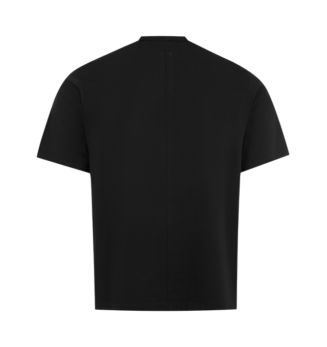 Image 2 of 2 - BLACK - RICK OWENS Brad T featuring classic cotton jersey, astrological natal chart, vertical seam runs down the back spine, crewneck and short sleeves. 100% cotton. Made in Italy.