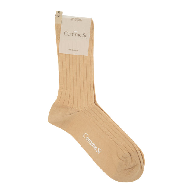 Image 1 of 1 - NEUTRAL - COMMES Si The Yves Socks have a wide rib, reinforced toe, and decorative logo ribbon. 78% cotton and 22% polyamide. Made in Italy.