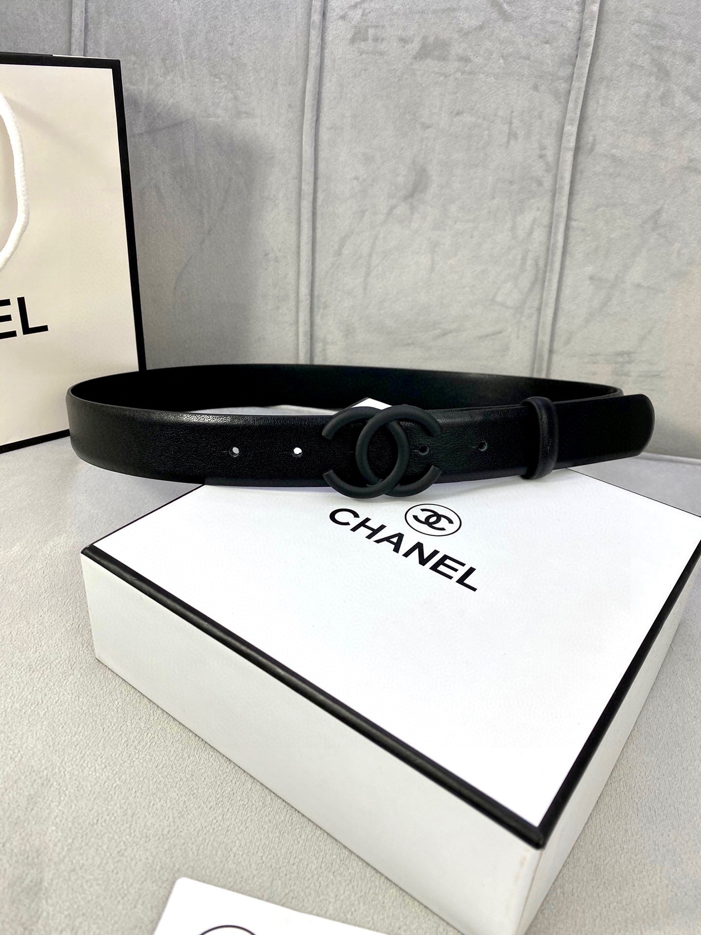 Chanel-Classic-CC-Logo-Black-Leather-Belt-30MM